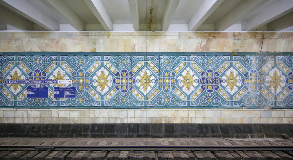 Fassadenkunst im Plattenbau